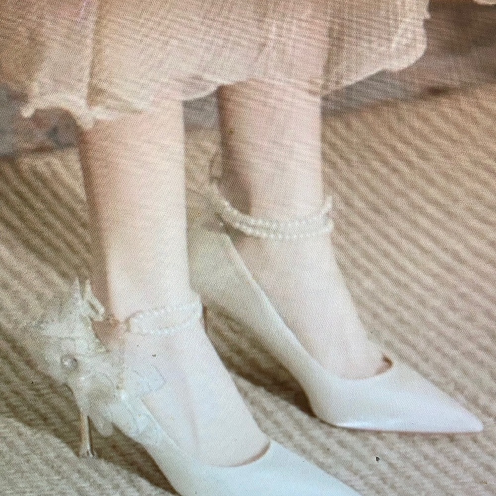 women shoes Heels